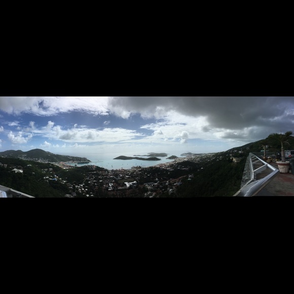 Meet your Posher, Danielle - Picture 1 of 1